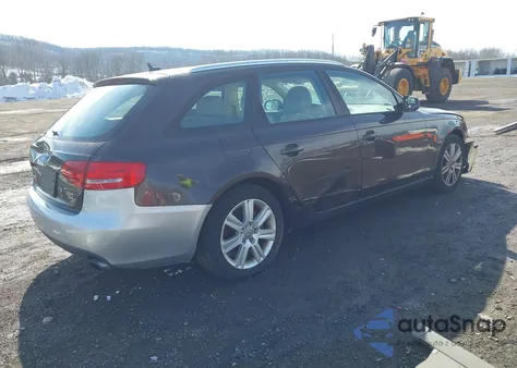 2011 Audi A4 2.0T Premium z USA, uszkodzony, nr VIN WAUSFAFL2BA080877